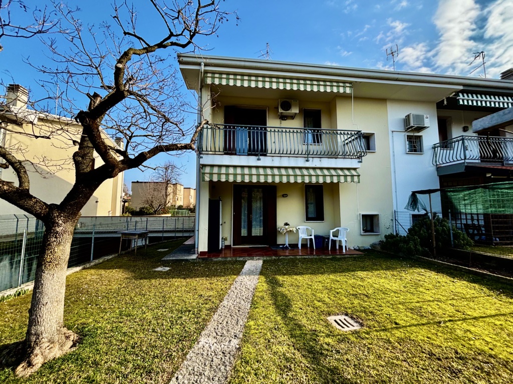 VILLETTA A SCHIERA DI TESTA A CORDENONS a Cordenons 5