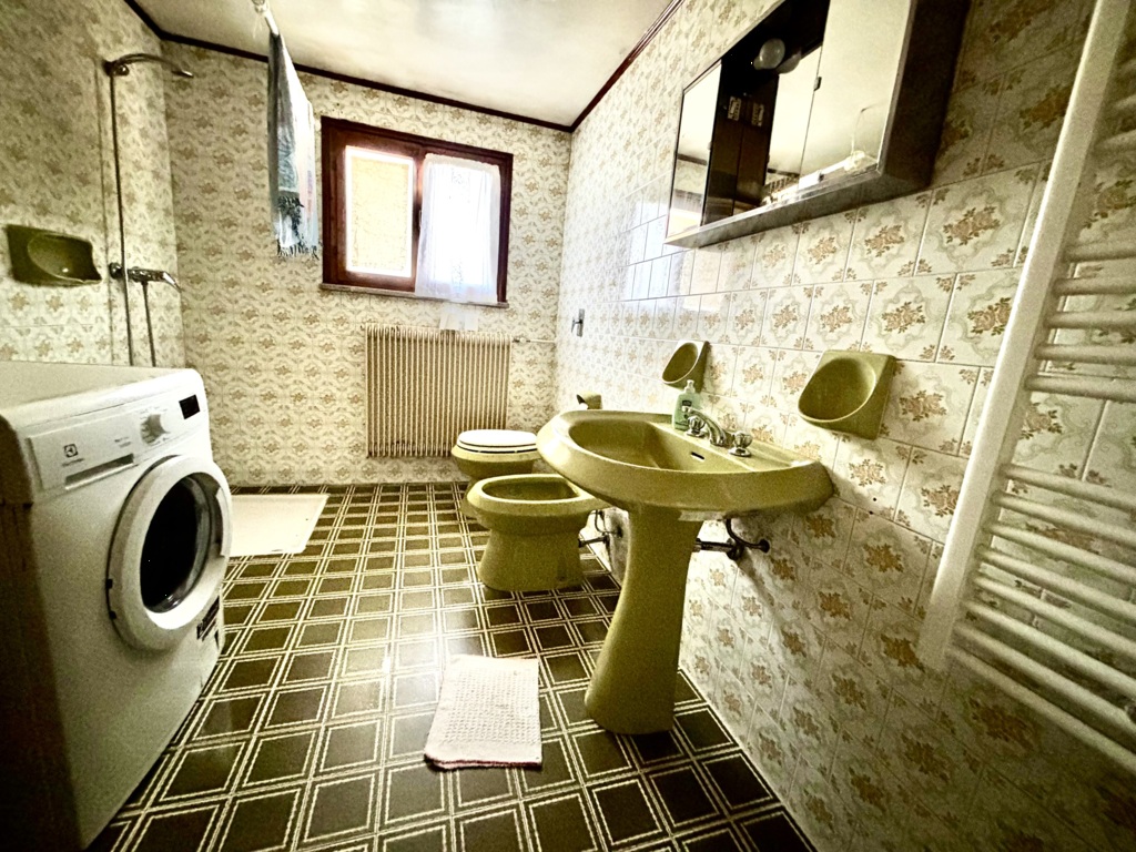 Casa singola immersa nel verde con 1.000 mq di giardino e possibilità di altri 5.000 mq di terreno a Fiume Veneto 12