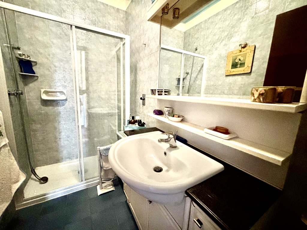 AMPIO APPARTAMENTO TRICAMERE CON DUE BAGNI A PORDENONE a Pordenone 20