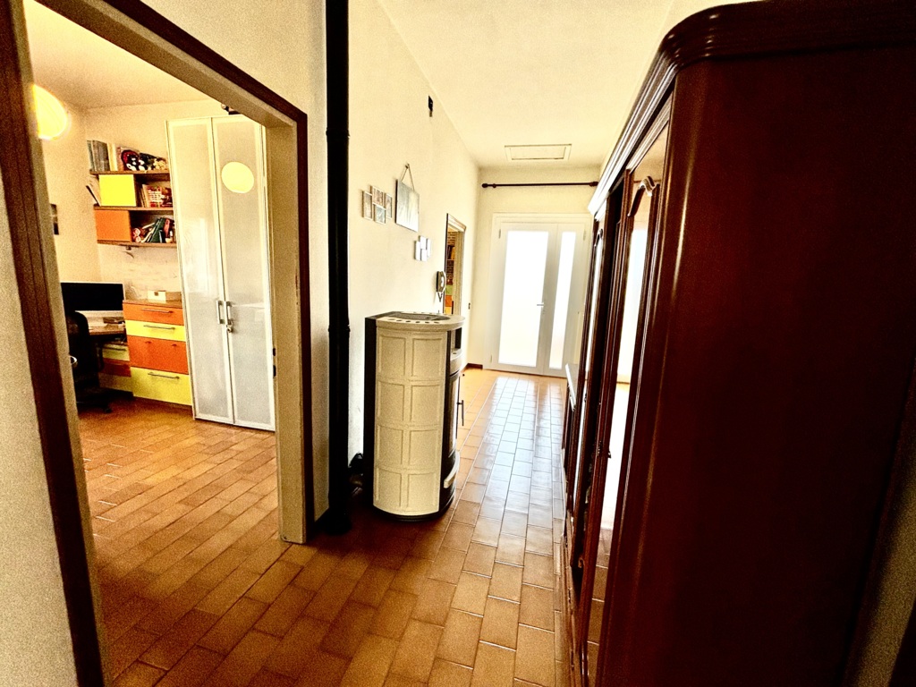 Casa singola con possibilità di 2 unità indipendenti in Viale della Libertà a Pordenone 25