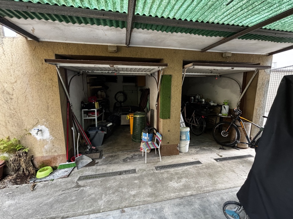Casa singola con possibilità di 2 unità indipendenti in Viale della Libertà a Pordenone 30