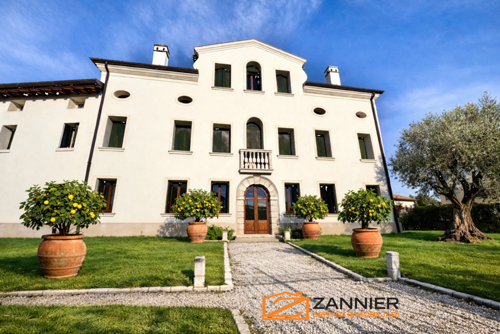 PRESTIGIOSO APPARTAMENTO IN VILLA a Porcia 1