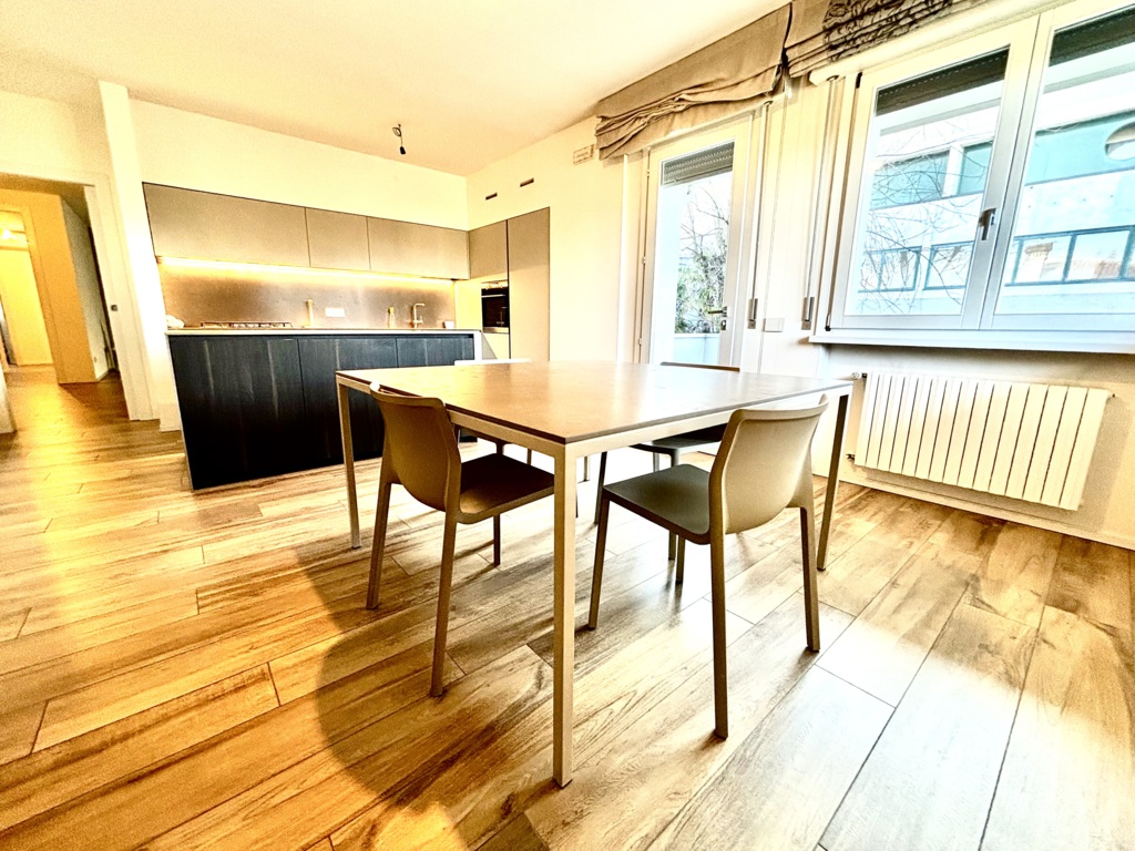 MERAVIGLIOSA VILLA SINGOLA COMPLETAMENTE RISTRUTTURATA a Pravisdomini 12