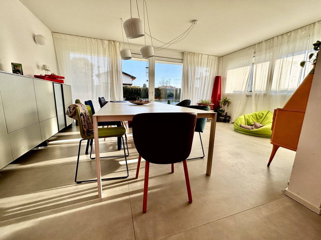 VILLA SINGOLA AL CONFINE TRA TORRE E PORDENONE a Pordenone 2