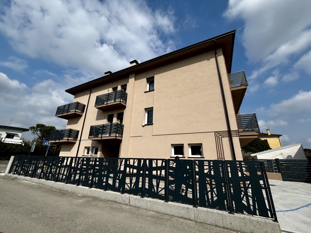 NUOVI TRICAMERE IN CLASSE A - 45.000€ DI DETRAZIONI FISCALI a Cordenons 16