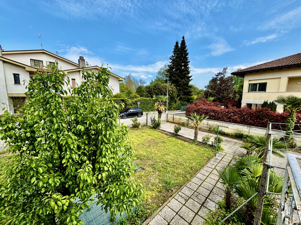 Casa singola con possibilità di 2 unità indipendenti in Viale della Libertà a Pordenone 5