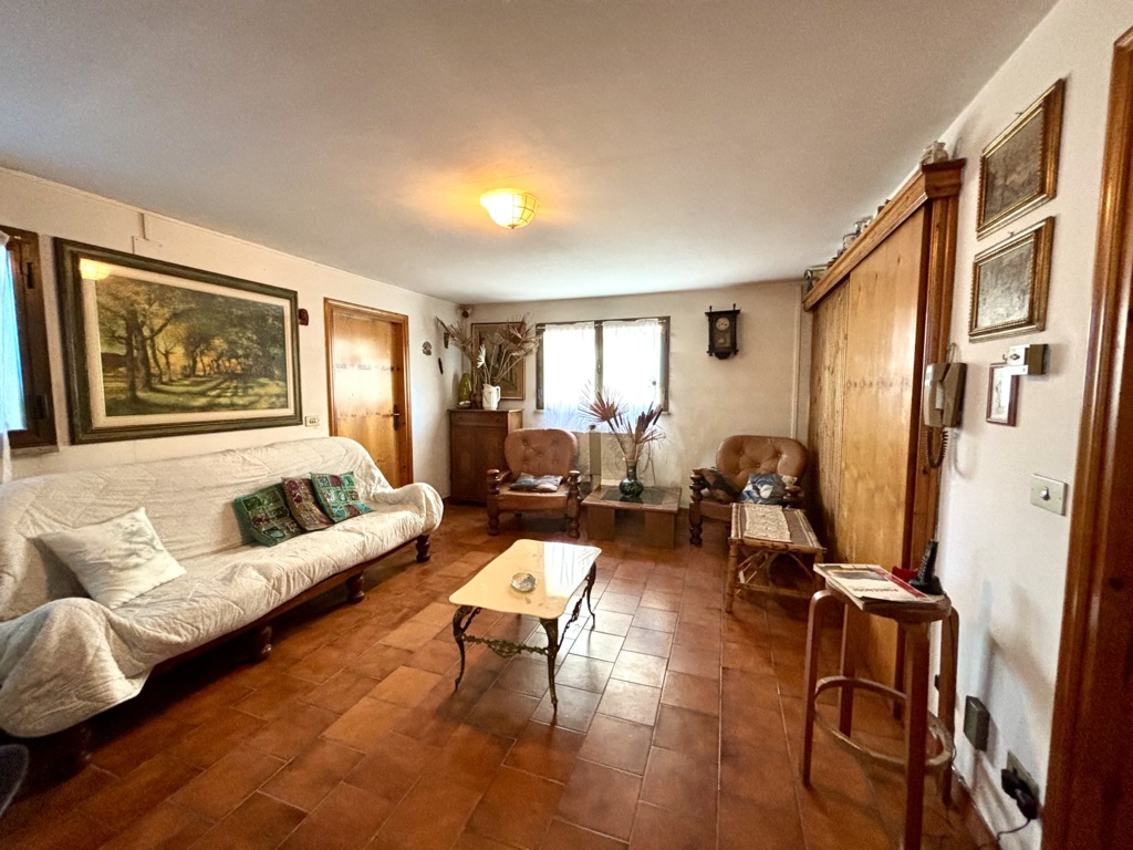 Villa indipendente con giardino privato e spazi generosi – Fiume Veneto a Fiume Veneto 15