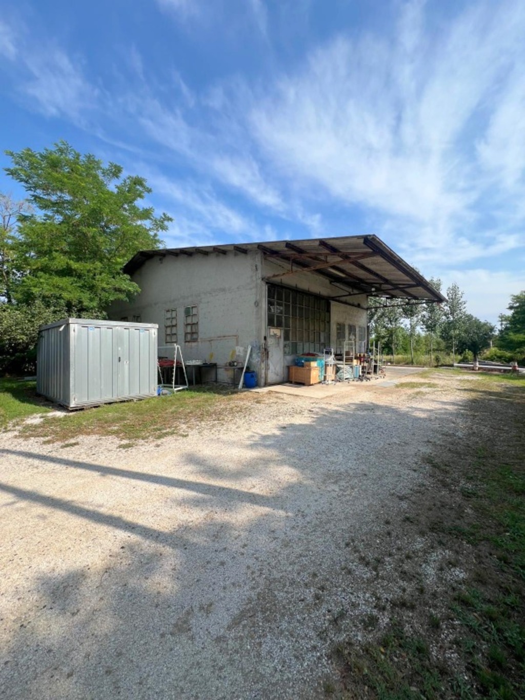 Deposito - officina con terreno edificabile a Sesto al Reghena 1