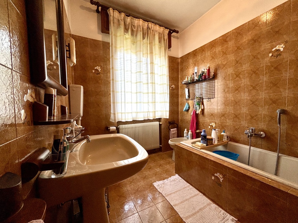 Villa indipendente con giardino privato e spazi generosi – Fiume Veneto a Fiume Veneto 11