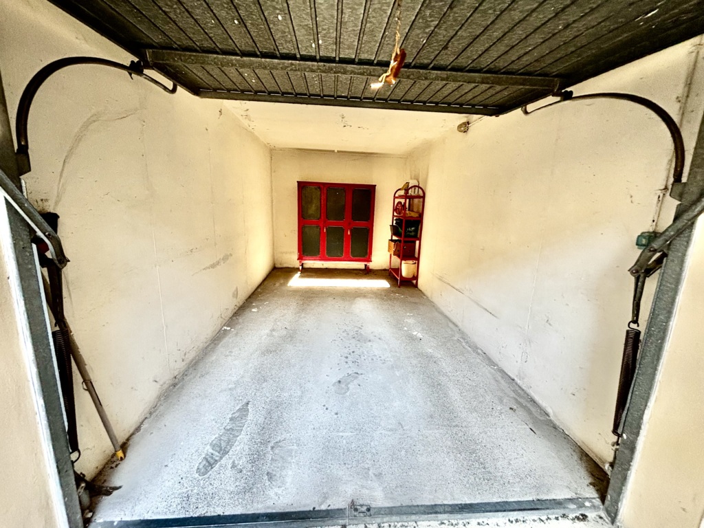 AMPIO APPARTAMENTO TRICAMERE CON DUE BAGNI A PORDENONE a Pordenone 24