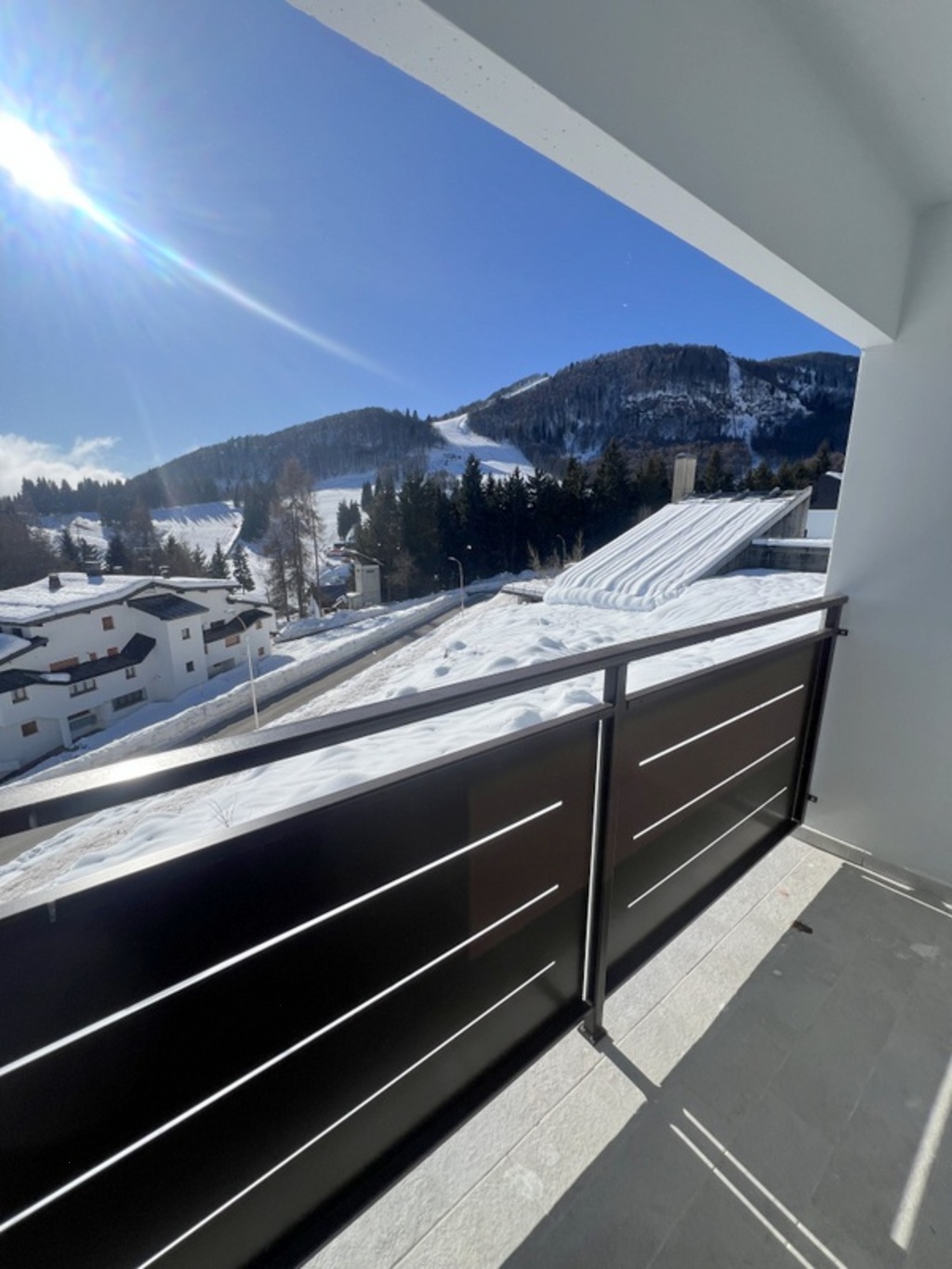 Ampio appartamento con vista panoramica a Aviano 2