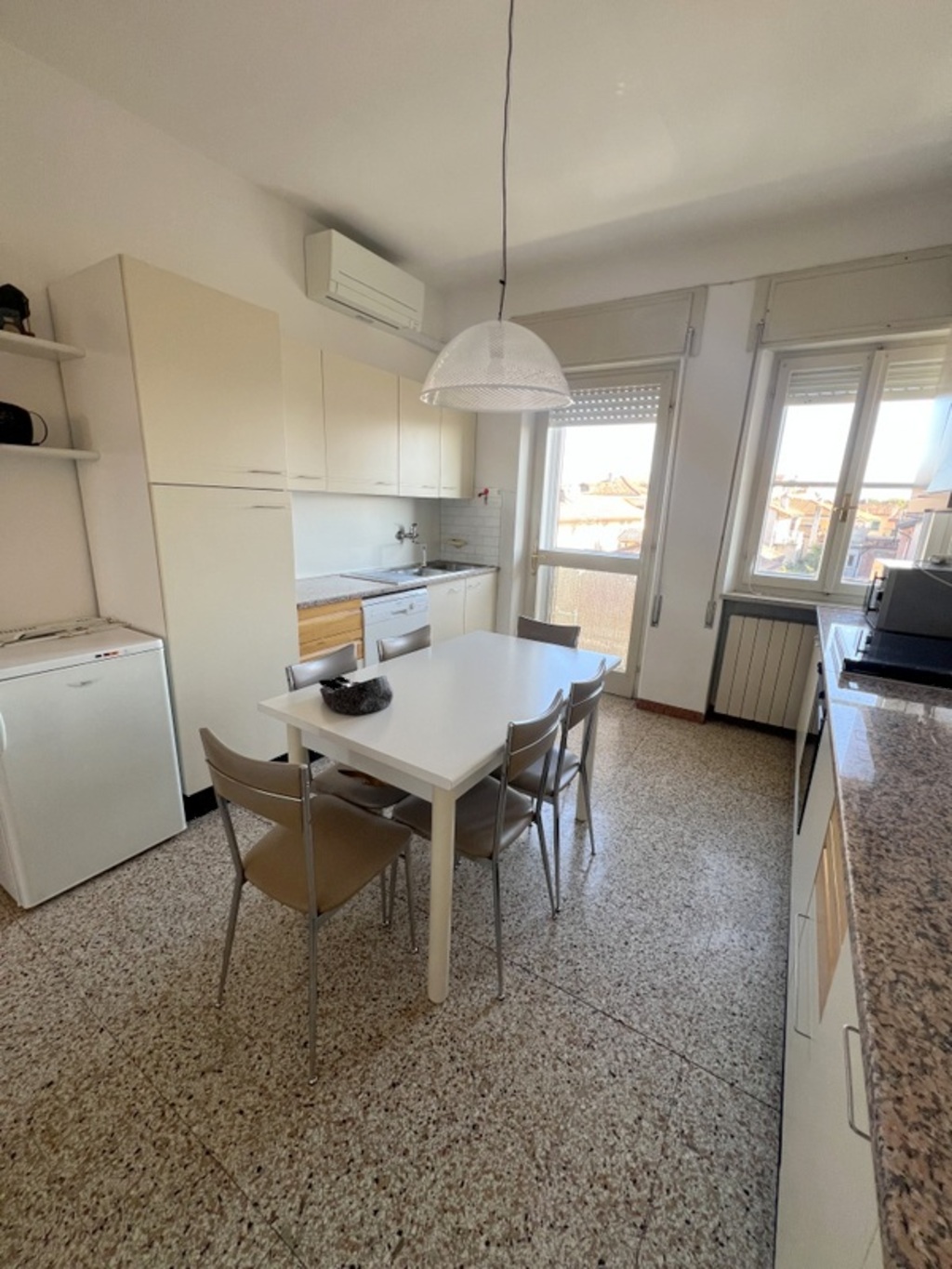 Ampio appartamento in centro storico a San Vito al Tagliamento 7