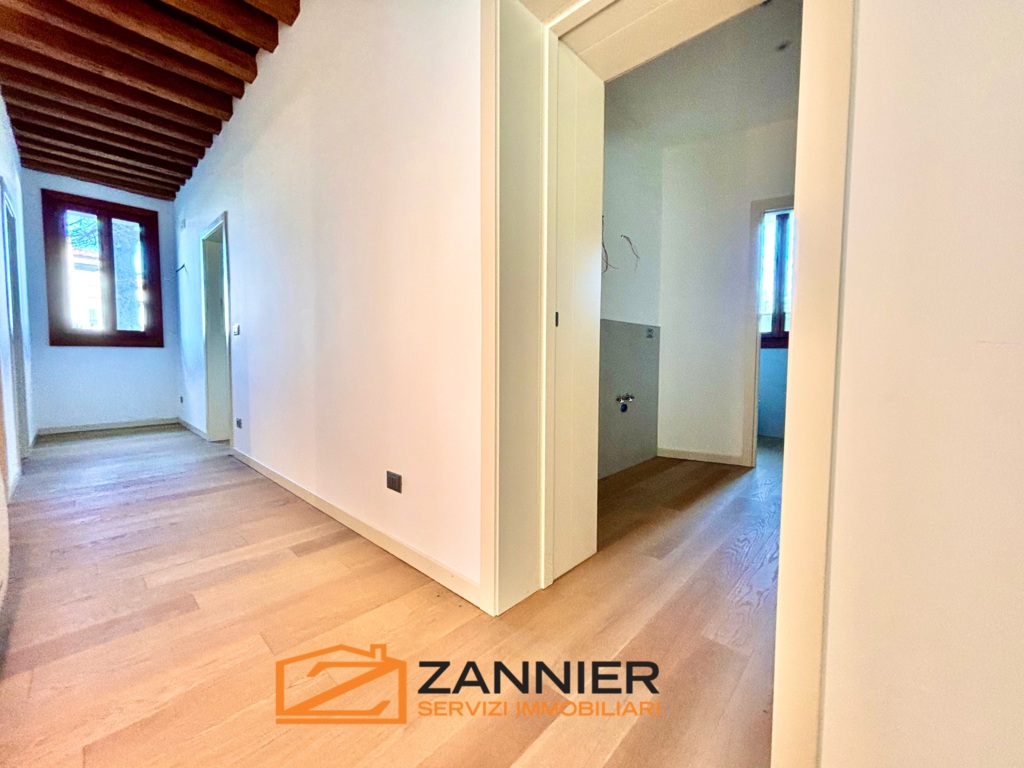 PRESTIGIOSO APPARTAMENTO IN VILLA a Porcia 20