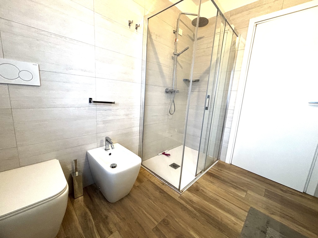 MERAVIGLIOSA VILLA SINGOLA COMPLETAMENTE RISTRUTTURATA a Pravisdomini 21